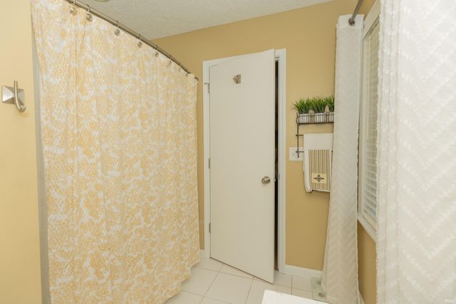 5766 Spring Corner Road, Newburgh, IN 47630