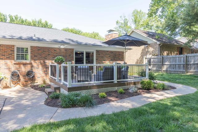 5766 Spring Corner Road, Newburgh, IN 47630