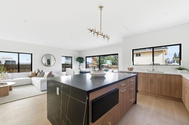 55 Orchard Avenue, Redwood City, CA 94061