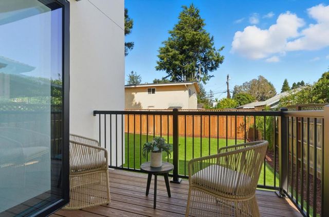 55 Orchard Avenue, Redwood City, CA 94061