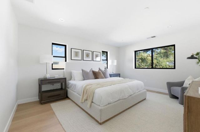 55 Orchard Avenue, Redwood City, CA 94061