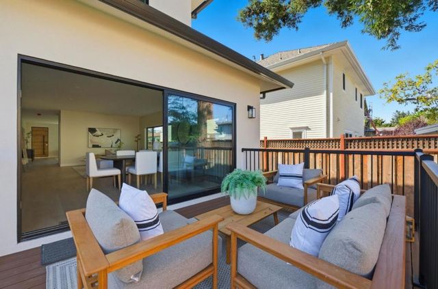 55 Orchard Avenue, Redwood City, CA 94061