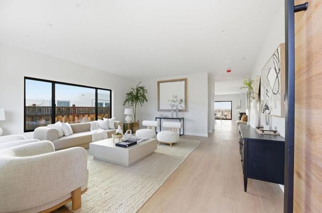 55 Orchard Avenue, Redwood City, CA 94061