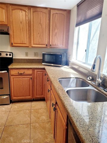 158 Avenida Majorca D, Laguna Woods, CA 92637