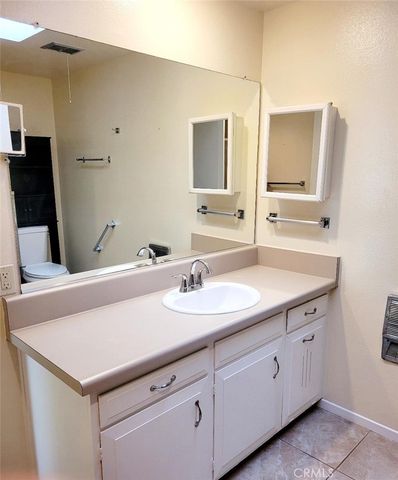 158 Avenida Majorca D, Laguna Woods, CA 92637