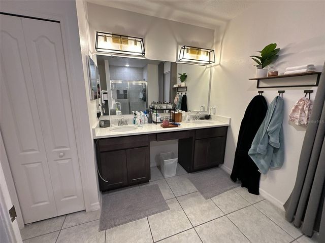 172 E FIESTA KEY LOOP, Deland, FL 32720