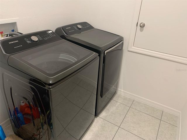 172 E FIESTA KEY LOOP, Deland, FL 32720