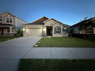 172 E FIESTA KEY LOOP, Deland, FL 32720