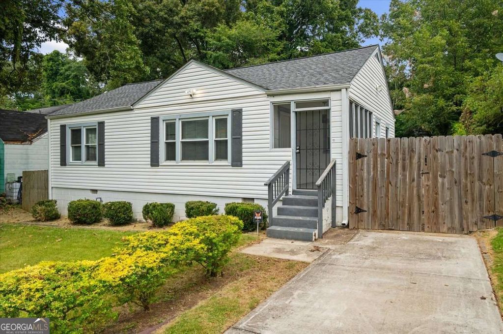 819 Woodbourne Drive SW, Atlanta, GA 30310 — photo 2