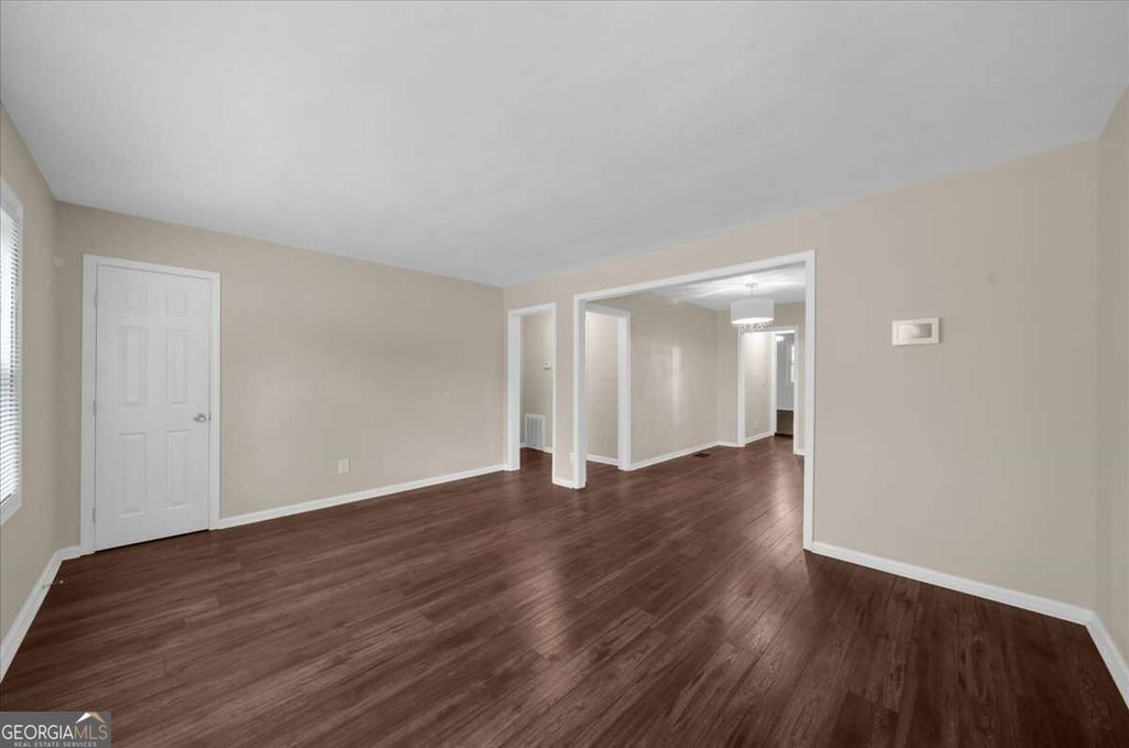819 Woodbourne Drive SW, Atlanta, GA 30310 — photo 4