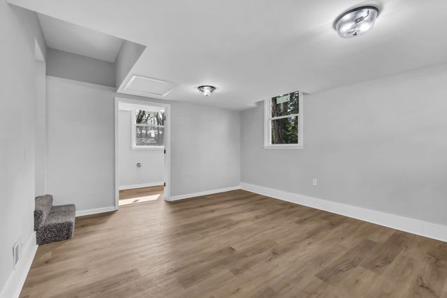 56 Hillsboro Rd, Clarksville, TN 37042