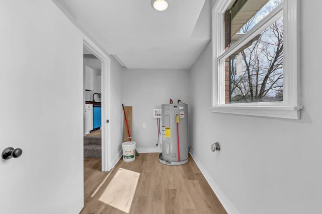 56 Hillsboro Rd, Clarksville, TN 37042