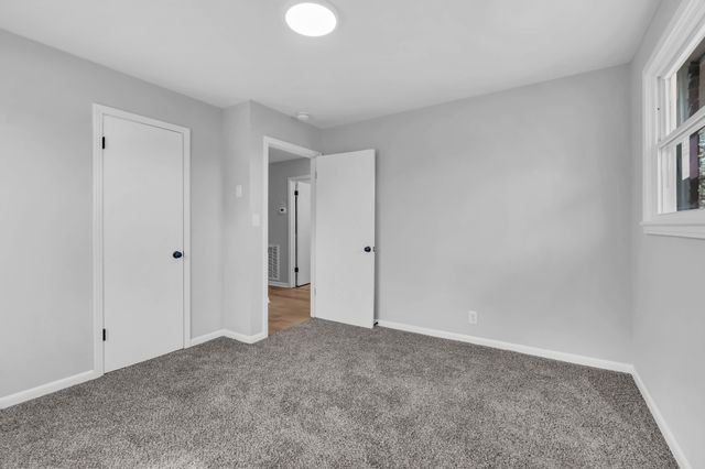 56 Hillsboro Rd, Clarksville, TN 37042