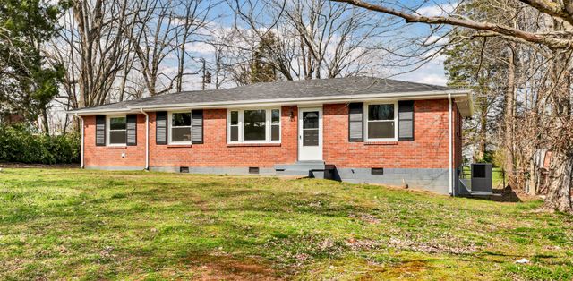 56 Hillsboro Rd, Clarksville, TN 37042