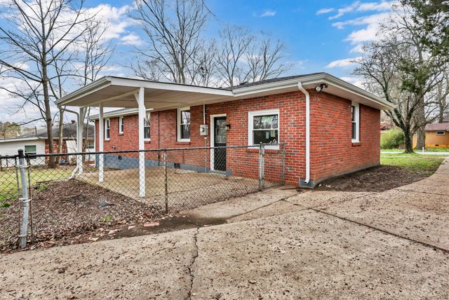 56 Hillsboro Rd, Clarksville, TN 37042