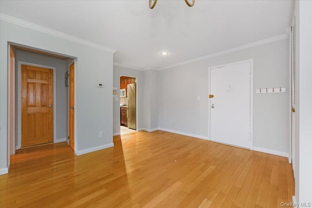 90 S Park Avenue B2, Rockville Centre, NY 11570