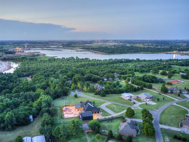 3701 Tiffany Circle, Newcastle, OK 73065