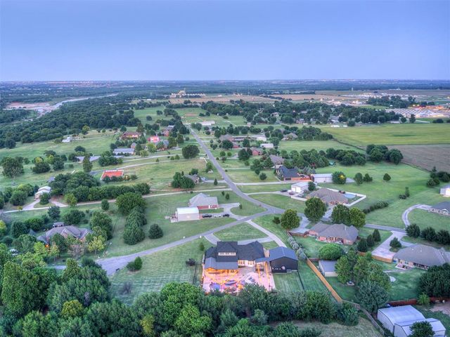 3701 Tiffany Circle, Newcastle, OK 73065
