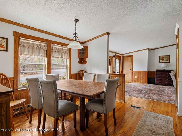 382 Cairo Junction Road, Catskill, NY 12414