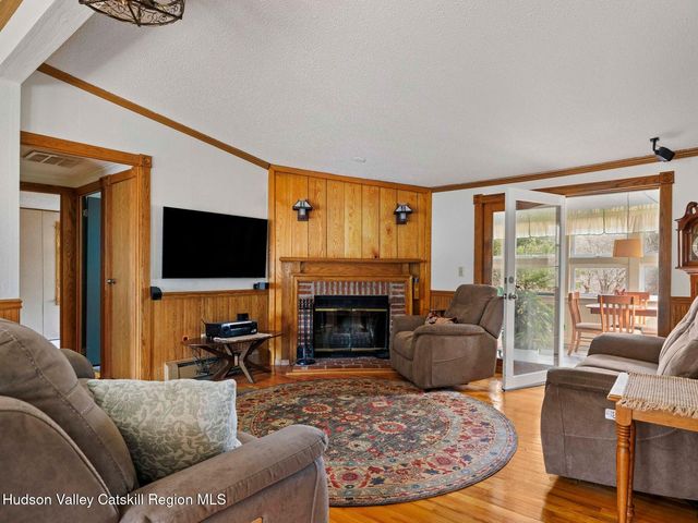 382 Cairo Junction Road, Catskill, NY 12414