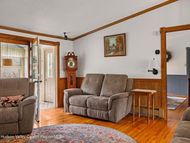 382 Cairo Junction Road, Catskill, NY 12414