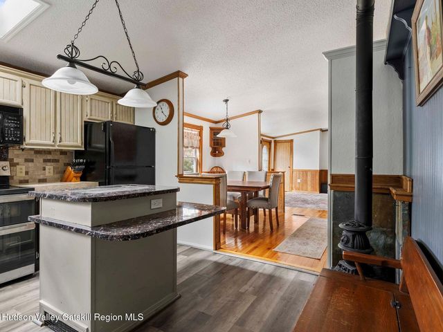 382 Cairo Junction Road, Catskill, NY 12414