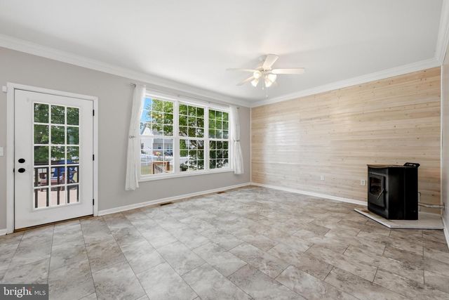 148 SEQUOIA DR, Inwood, WV 25428