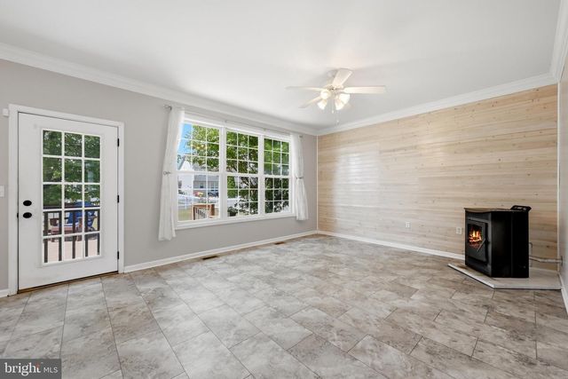 148 SEQUOIA DR, Inwood, WV 25428
