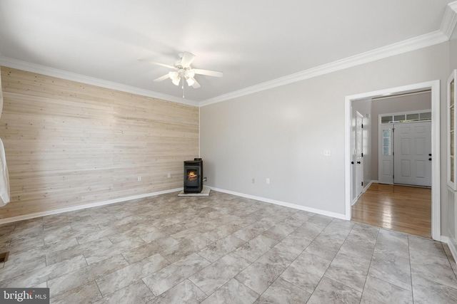 148 SEQUOIA DR, Inwood, WV 25428