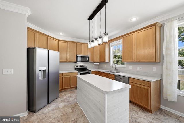 148 SEQUOIA DR, Inwood, WV 25428