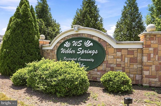 148 SEQUOIA DR, Inwood, WV 25428