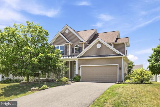 148 SEQUOIA DR, Inwood, WV 25428