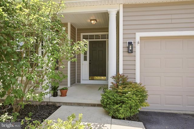 148 SEQUOIA DR, Inwood, WV 25428