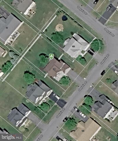 148 SEQUOIA DR, Inwood, WV 25428