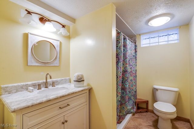 6506 Orchard Avenue, Parma, OH 44129