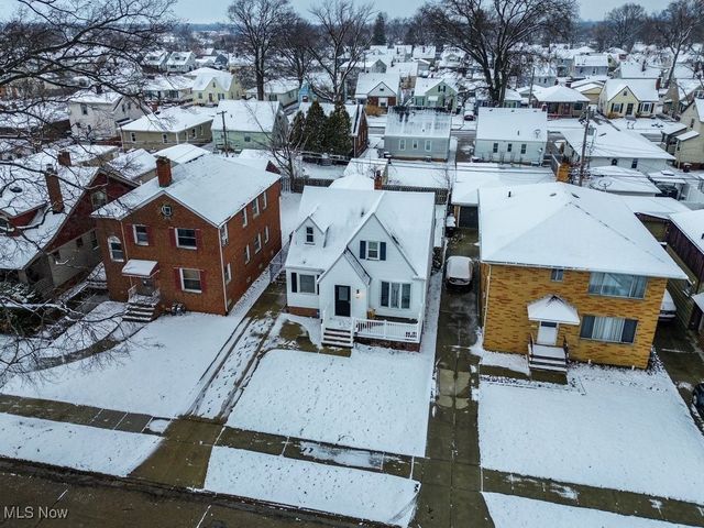 6506 Orchard Avenue, Parma, OH 44129