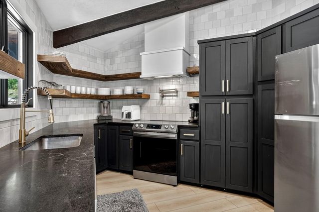 26963 Cottage Lane, Shell Knob, MO 65747