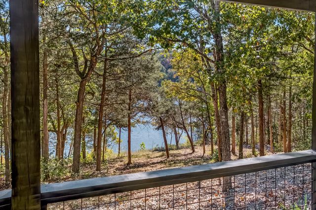 26963 Cottage Lane, Shell Knob, MO 65747