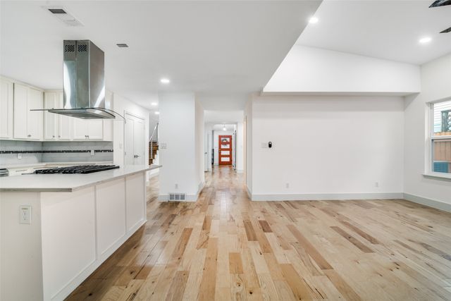 8722 Angora Street, Dallas, TX 75218