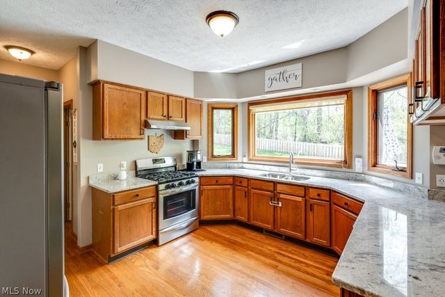 326 Saint Lawrence Circle, Northfield, OH 44067
