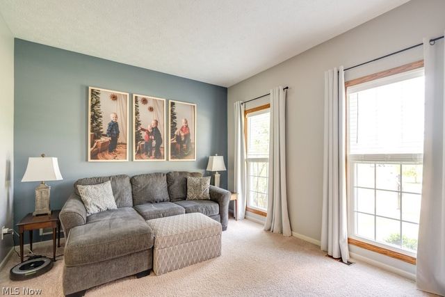 326 Saint Lawrence Circle, Northfield, OH 44067