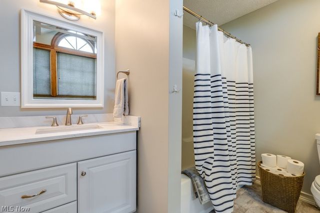 326 Saint Lawrence Circle, Northfield, OH 44067
