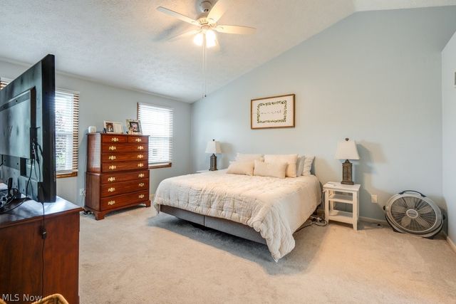 326 Saint Lawrence Circle, Northfield, OH 44067