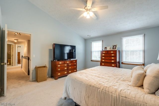 326 Saint Lawrence Circle, Northfield, OH 44067