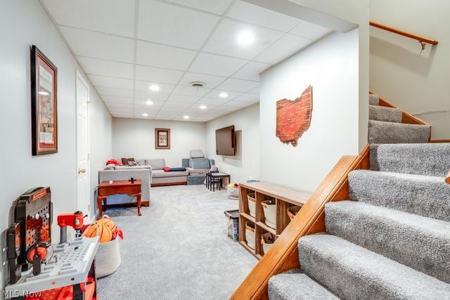 326 Saint Lawrence Circle, Northfield, OH 44067