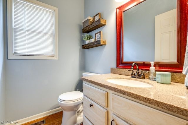 326 Saint Lawrence Circle, Northfield, OH 44067