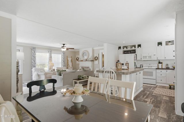 634 East Cross Roads Drive, Lebanon, VA 24266
