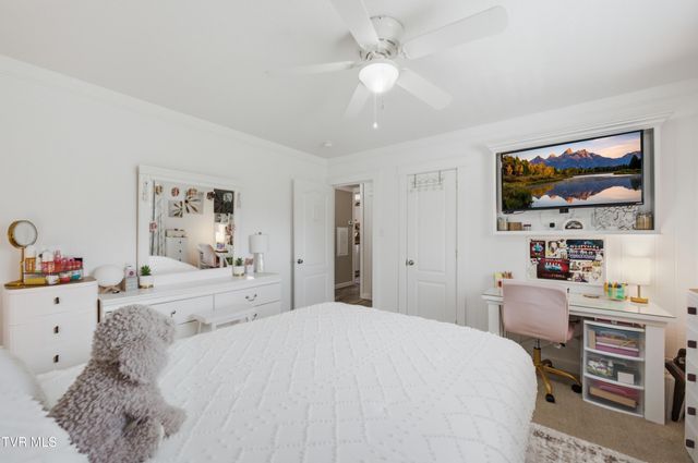 634 East Cross Roads Drive, Lebanon, VA 24266
