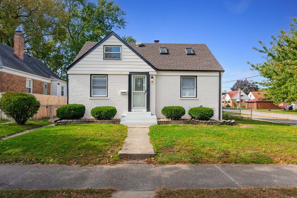 17908 Commercial Avenue, Lansing, IL 60438