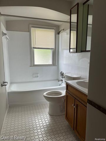 1829 Academy Street, Dearborn, MI 48124